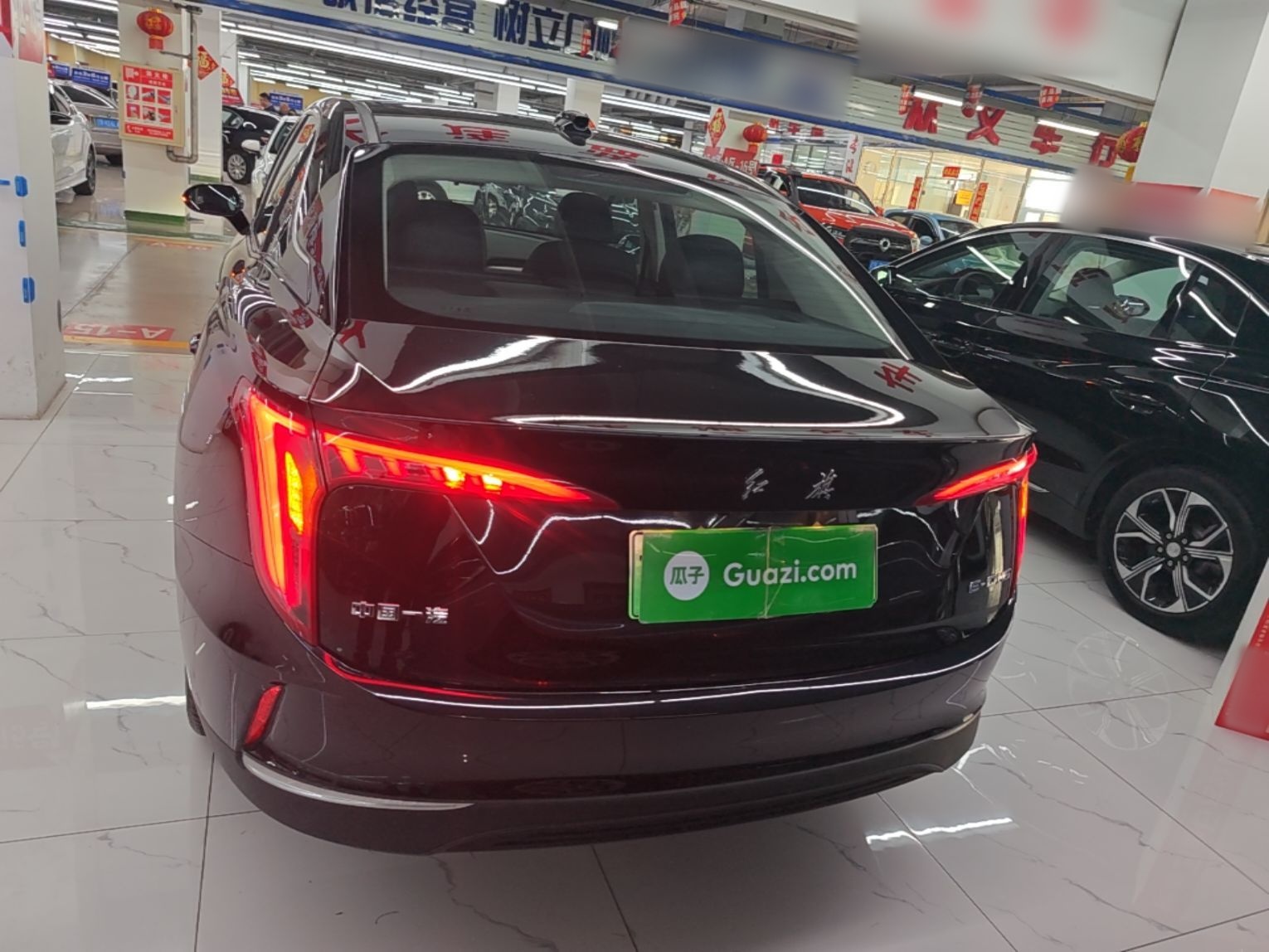 Hongqi E-QM5 2023 Revised Version Basic Travel Edition — снимка 5