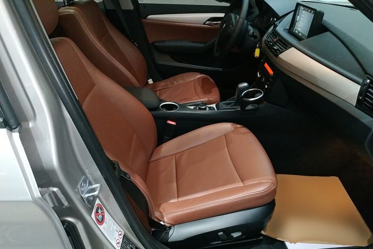 Used BMW X1 2013 sDrive18i Fashion Model