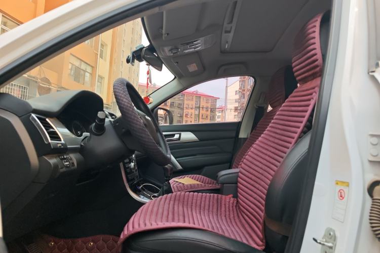 Used Haval H2 2017 Red-Label 1.5T Manual Two-Wheel Drive Luxury Model