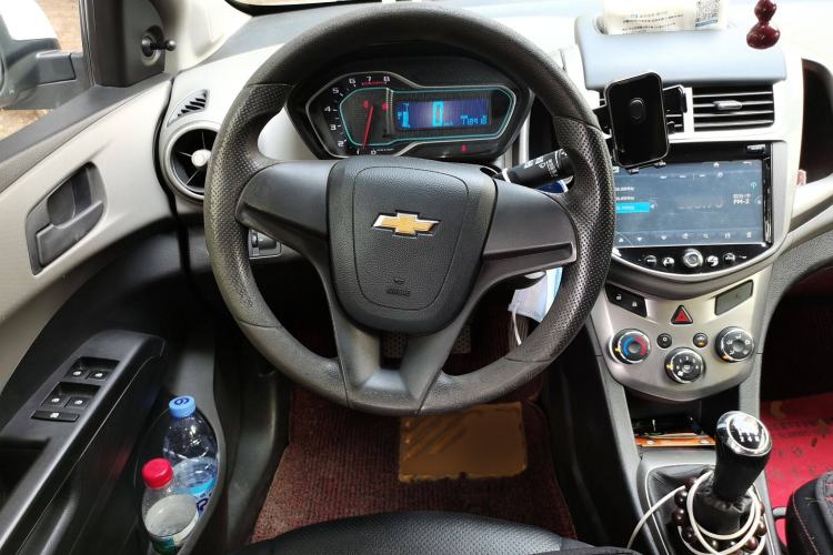 Used Chevrolet Aveo Sonic 2014 Hatchback 1.4SL MT Comfort Edition
