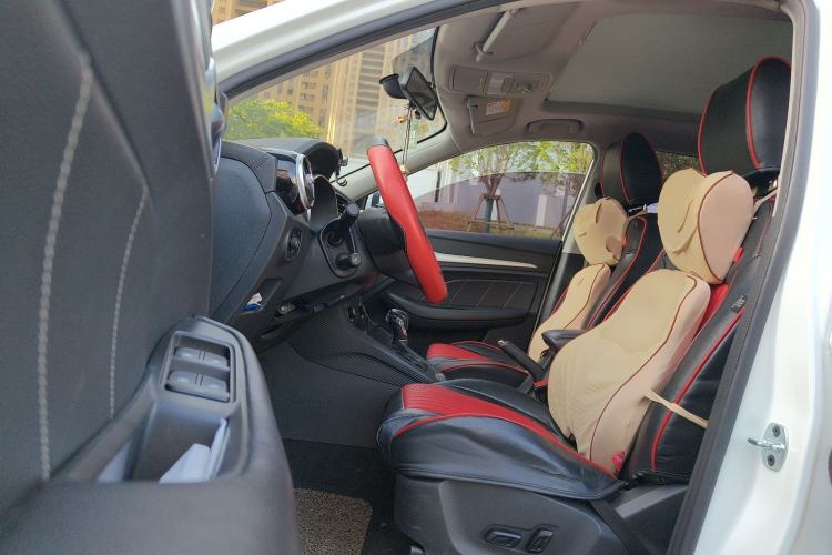 Used MG ZS 2018 1.5L Automatic Luxury Internet Edition China V Standard