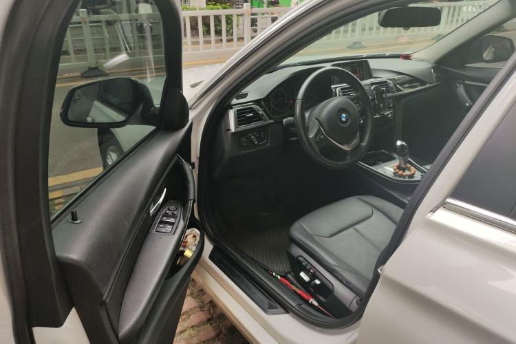 Used BMW 3 Series 2017 320Li Fashion Model
