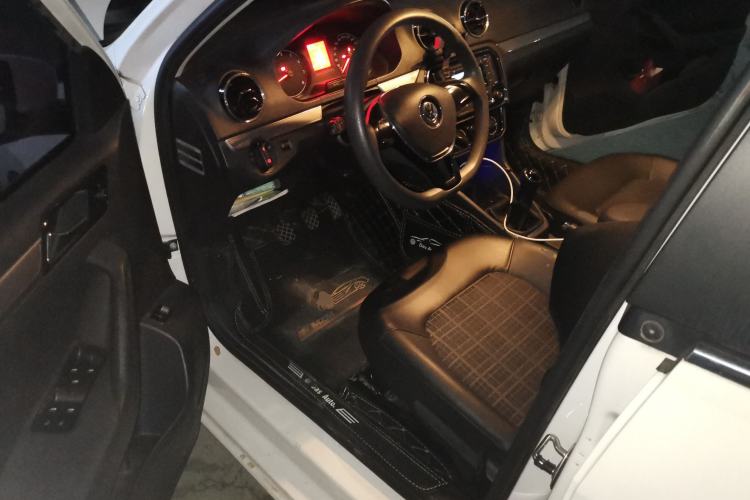 Used Volkswagen Jetta 2017 1.5L Manual Comfort Model