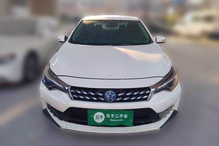 Used Venucia D60 2018 1.6L CVT Smart Connect Elite Edition Front