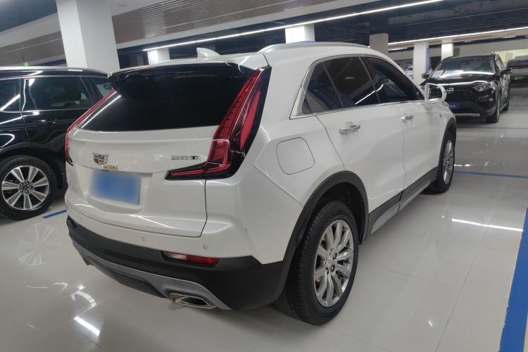 Used Cadillac XT4 2018 28T Two-Wheel Drive Leading Version