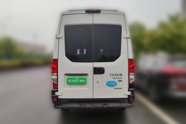 Used Iveco Eurocargo 2020 2.3T Manual Super-Rui Short Wheelbase High Roof High-Performance F1A
