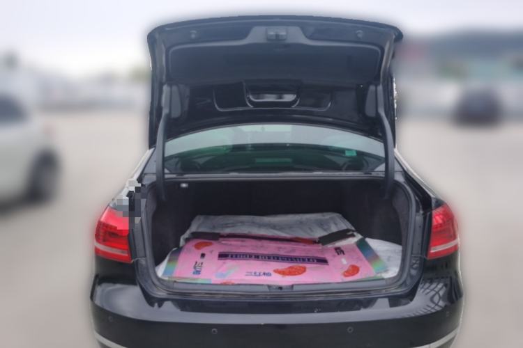 Used Volkswagen Passat 2015 1.8TSI DSG Prestige Edition Trunk