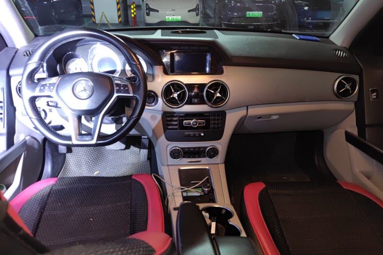 Used Mercedes-Benz GLK-Class 2015 GLK 260 4MATIC Dynamic Edition Ultimate Version
