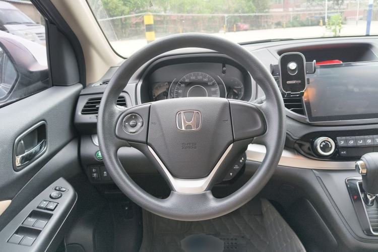 Used Honda CR-V 2016 2.0L Two-Wheel Drive Classic Edition Steering Wheel