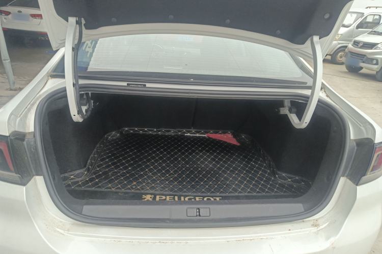 Used Peugeot 308 2018 1.6L Automatic Luxury Edition
