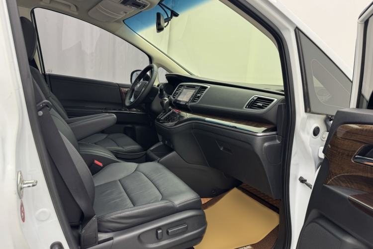 Used Honda Odyssey 2015 Revised Version 2.4L Supreme Edition