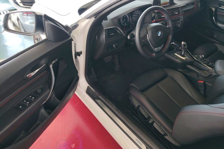 Used BMW 2 Series 2018 220i Convertible Coupe Sports Design Package
