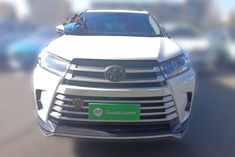 Used Toyota Highlander 2018 2.0T Four-Wheel Drive Luxury Version 7 Seats China VI Standard

