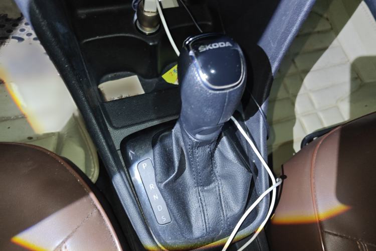 Used Skoda Rapid Spaceback 2014 1.6L Automatic Enjoyment Edition