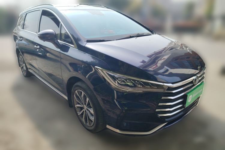 Used BYD Song MAX 2021 Upgraded Model 1.5T Automatic Prestige 6-Seater Front Right 45 Deg