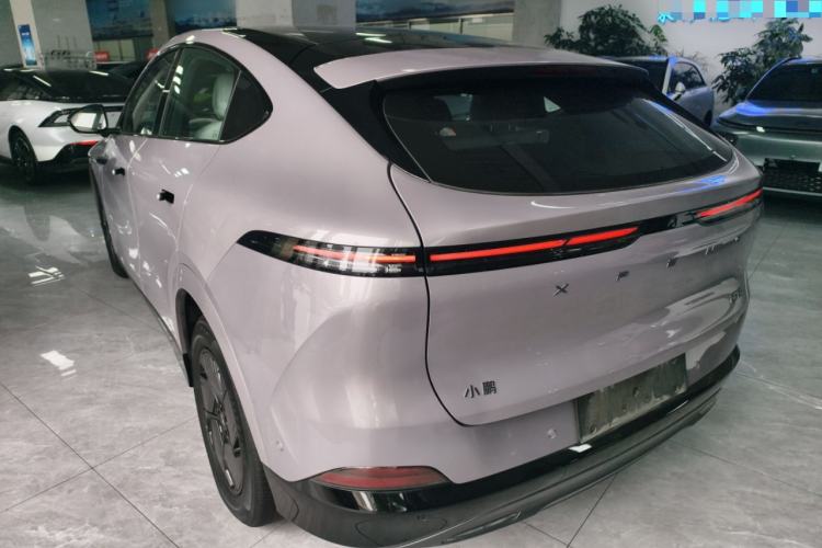 Used XPeng G6 2025 625 Long-Range Max Flagship Edition Rear Left 45 Deg