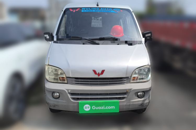 Used Wuling Zhiguang 2015 1.2L Practical LS-I Model
