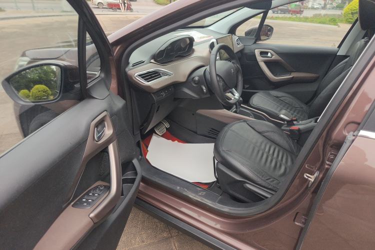 Used Peugeot 2008 2014 1.6L Automatic Navigation Edition
