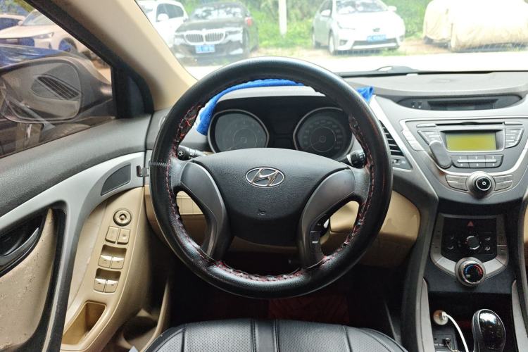 Used Hyundai Elantra (5th Generation / Langdong) 2012 1.6L Automatic Fashion Edition Steering Wheel