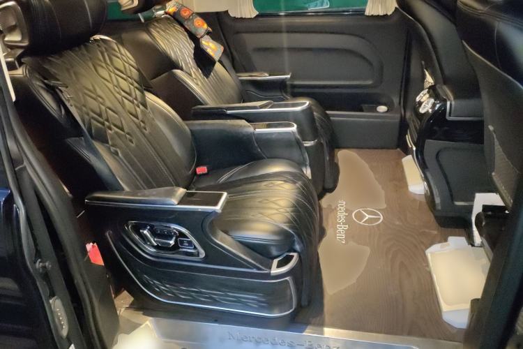 Used Mercedes-Benz Vito 2021 2.0T Elite Version 7 Seats