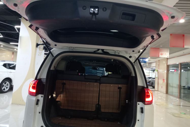 Used GAC Trumpchi M8 2023 Lingxiu Series 390T Deluxe Edition Trunk