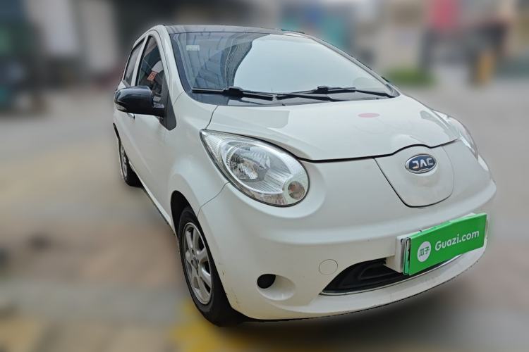 Used JAC Group iEV6E 2017 iEV6E Time Edition Front Right 45 Deg