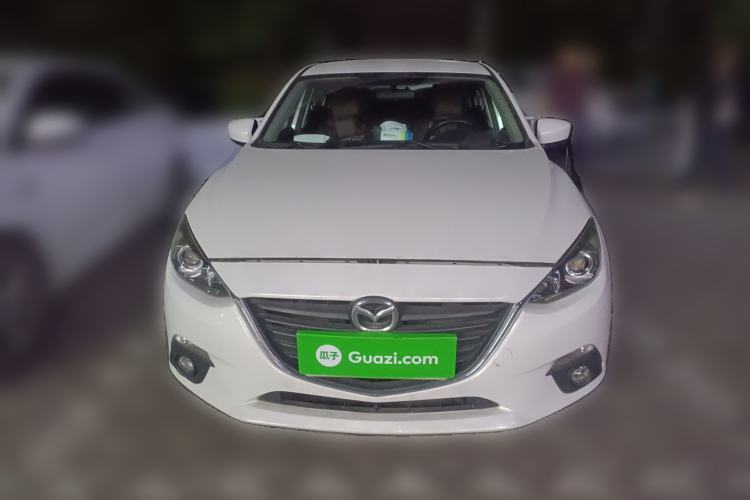 Used Mazda 3 Axela 2016 Sedan 1.5L Manual Comfort Model
