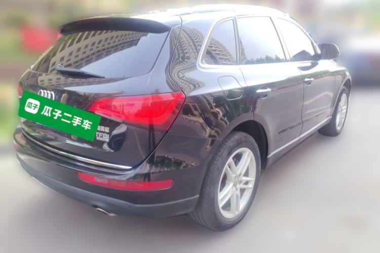 Used Audi Q5 2016 40 TFSI Comfort Model Rear Right 45 Deg