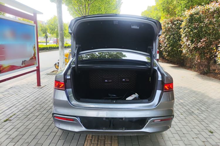 Used BYD Qin PLUS 2024 HONOR Edition DM-i 55KM Leading Model Trunk