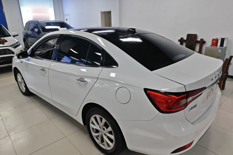 Used Roewe i5 2019 1.5L Manual 4G Connected Langyue Edition