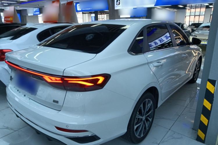 Used Geely Auto Emgrand 2025 4th Generation 1.5L CVT Flagship Version Rear Right 45 Deg