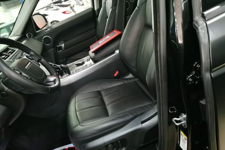 Used Land Rover Range Sport 2020 3.0 L6 SE
