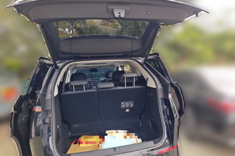 Used XPeng X9 2024 702 Ultra-Long Range Max Trunk