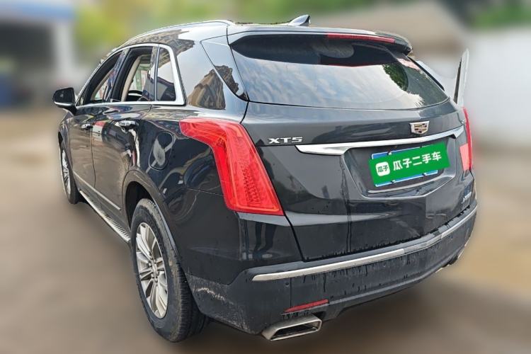 Used Cadillac XT5 2018 25T Luxury Model Rear Left 45 Deg