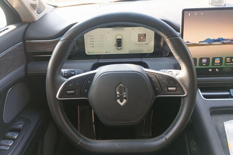 Used Hima AITO M5 2022 Extended-Range Four-Wheel Drive Performance Version
