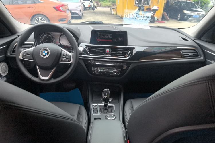 Used BMW 1 Series 2021 120i M Sport Edition Center Console