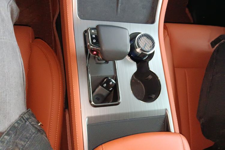 Used Polestones 01 2023 All-Purpose 7-Seater Version
