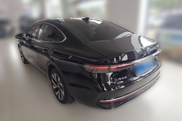 Used Volkswagen Passat 2025 Pro 380TSI Dragon Glory Edition Rear Left 45 Deg