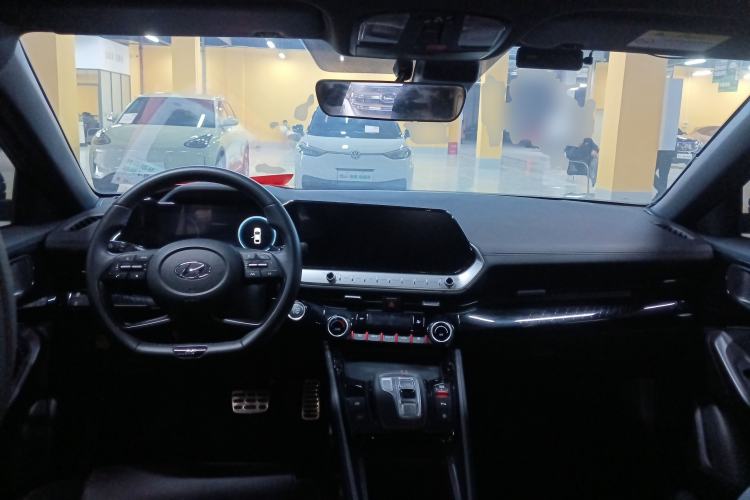 Used Hyundai Lafesta 2023 270T N Line DLX Luxury Edition Center Console