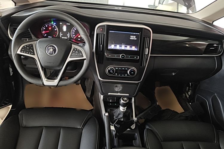 Used BYD Song MAX 2017 1.5T Manual Smart Connect Luxury 7-Seater