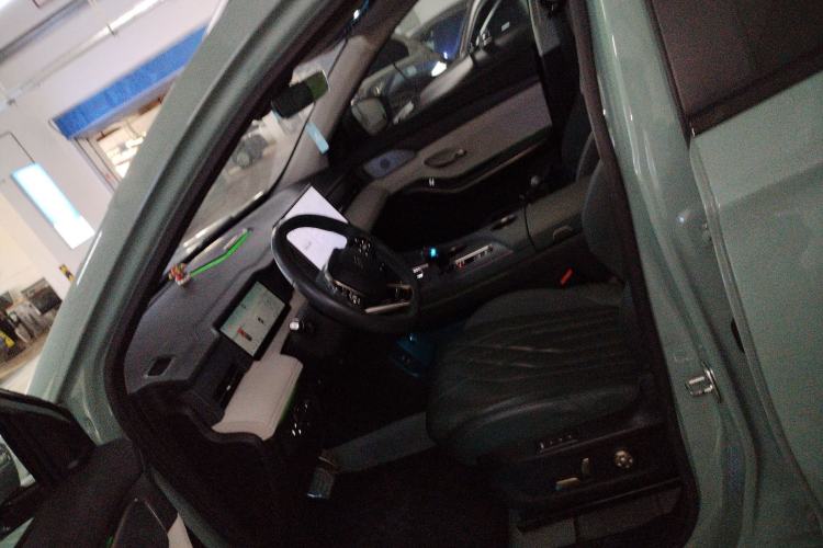 Used JETOUR Shanhai L9 2024 1.5TD 2DHT Max 7-Seater
