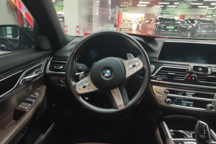 Used BMW 7 Series 2021 730Li M Sport Package Steering Wheel