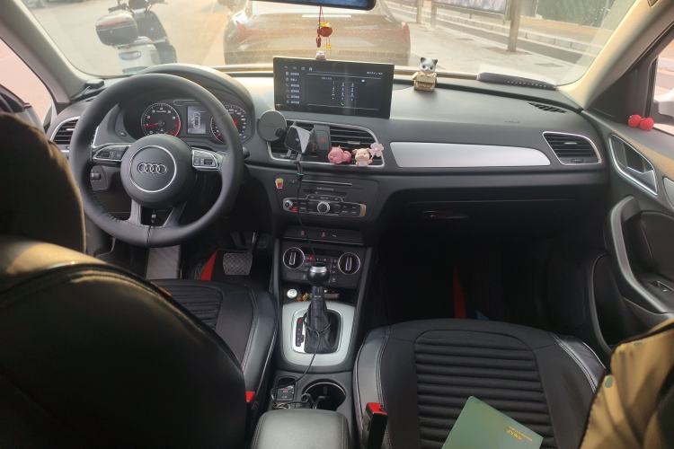 Used Audi Q3 2017 35 TFSI Fashion Model
