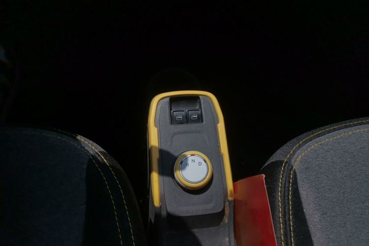 Used Chery New Energy QQ Ice Cream 2022 170km Sundae Phosphate Lithium-Ion