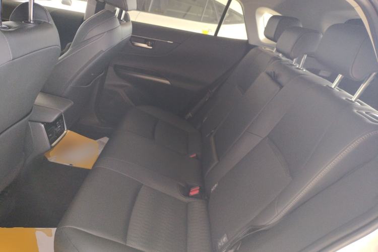 Used Toyota Venza 2023 2.0L CVT Two-Wheel Drive Prestige Version
