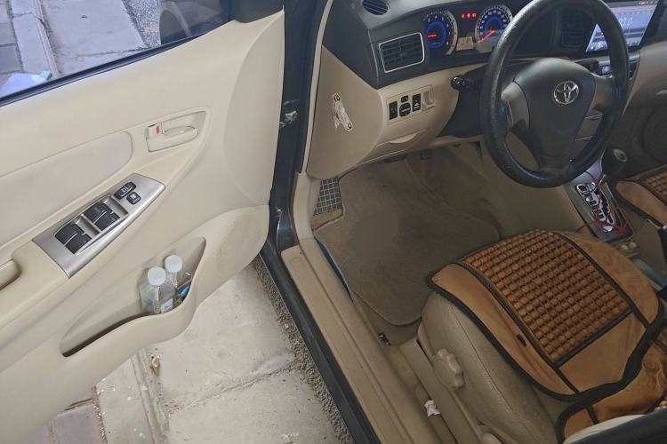 Used Toyota Corolla EX 2013 1.6L Automatic Luxury Edition
