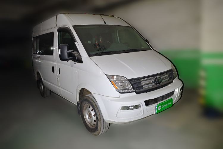 Used SAIC MAXUS Xintu V80 2021 2.0T Manual Classic Aoyuntong Short Wheelbase Ultra-Low Roof 5/6-Seater