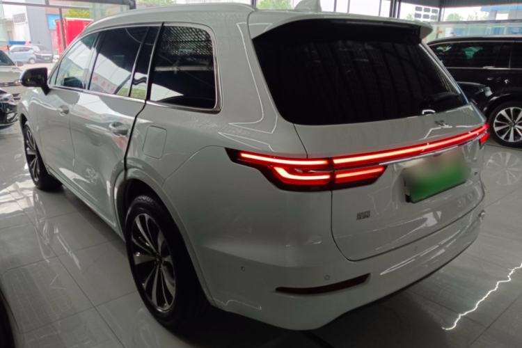 Used Li Auto ONE 2021 Extended-Range 6-Seater Version Exterior 2