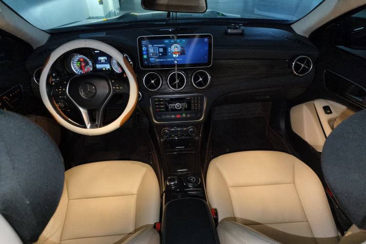 Used Mercedes-Benz GLA 2015 GLA 200 Fashion Model