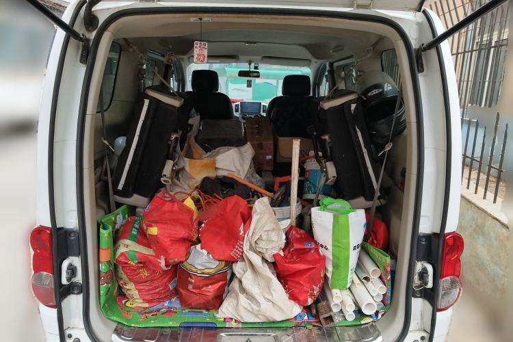 Used Nissan NV200 2014 1.6L Manual Luxury Model China IV Standard